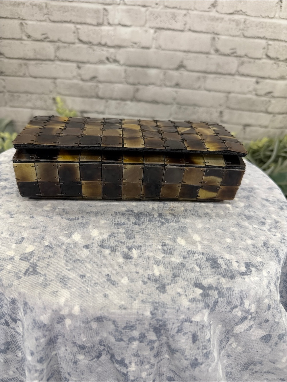 MAD BAGS - Brown Handmade “Horn & Pearl” Collection Petite Stand-Up Clutch NWOT - Picture 5 of 11